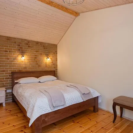 Mi Casa Tu Casa * Palanga